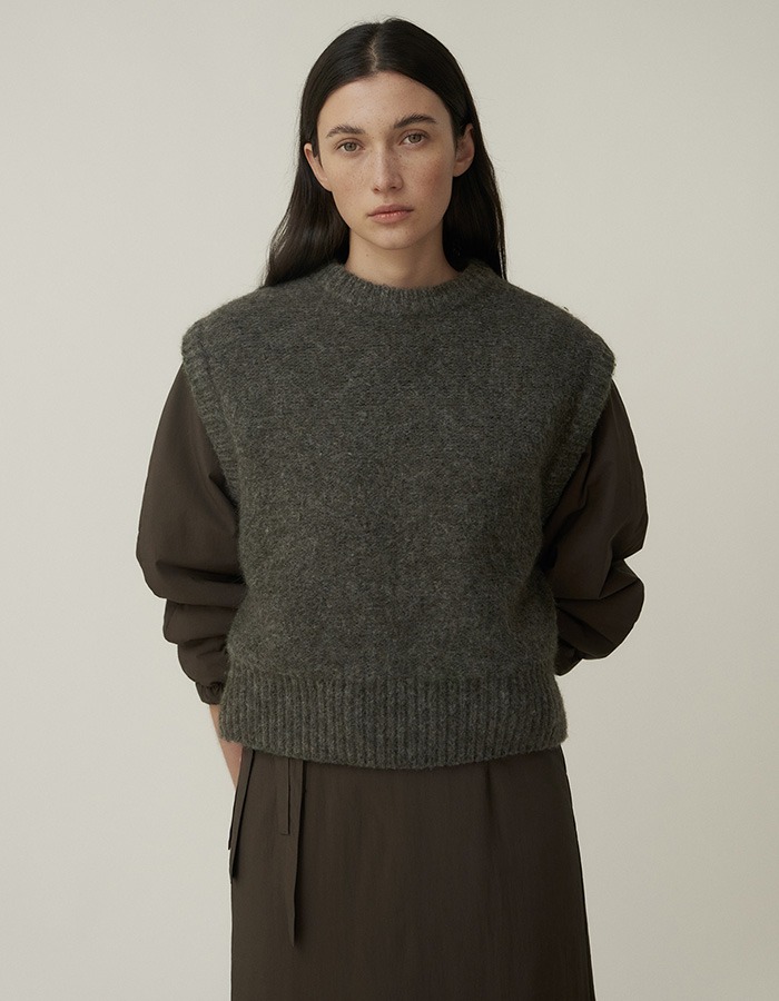 Verscent) Mohair knit vest (cement khaki)